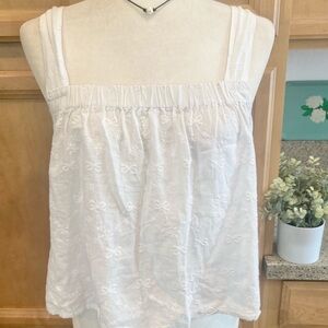💕3 for $12💕
Passport White Embroidered Cotton Top